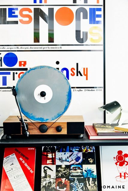 artist-in-residence-inside-cold-war-kids-matt-mausts-la-studio-1911872-1474503388-640x0c